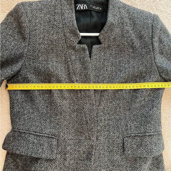 Zara Tweed Grey Very Fattering Coat Size S - Picture 6 of 9